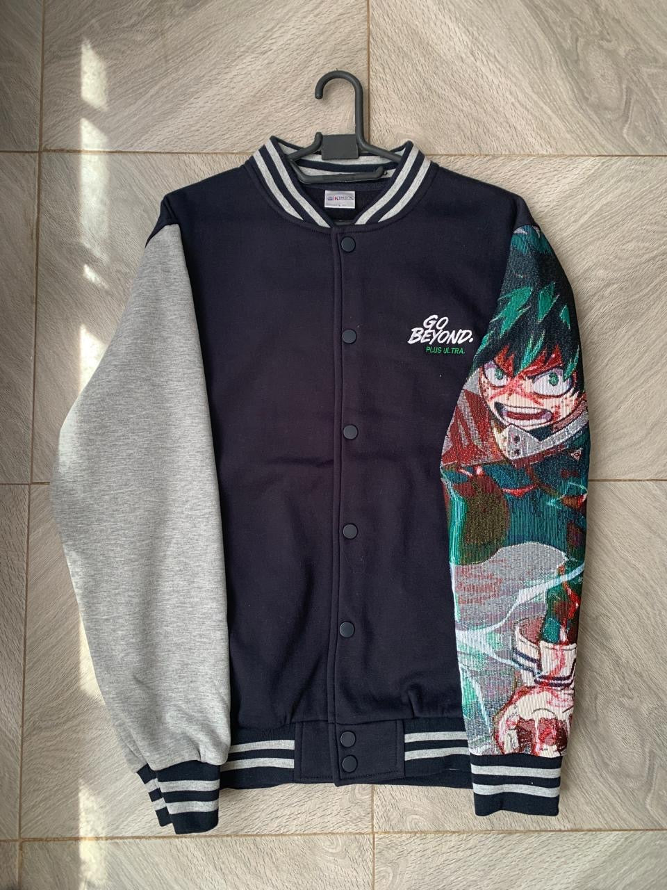Go Beyond College Jacket Sleeve