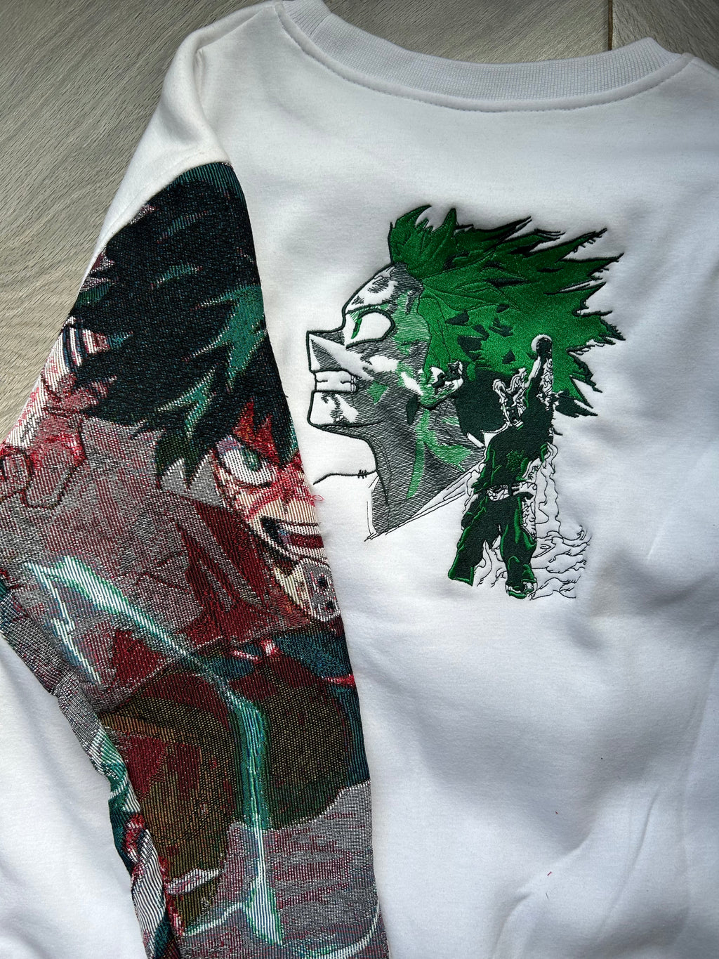 Go Beyond sleeve design (Sweatshirt)