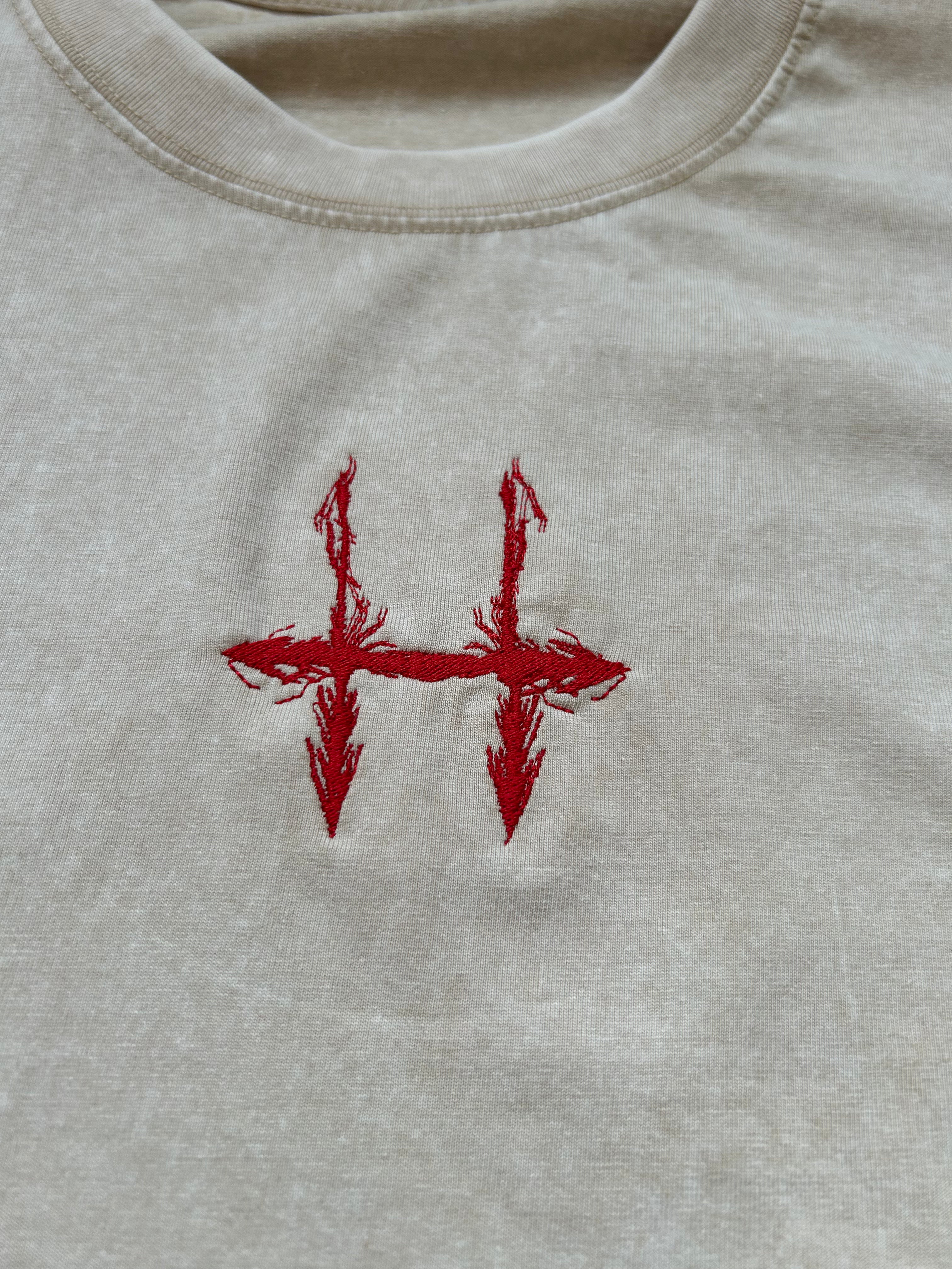 Blood manipulation tee