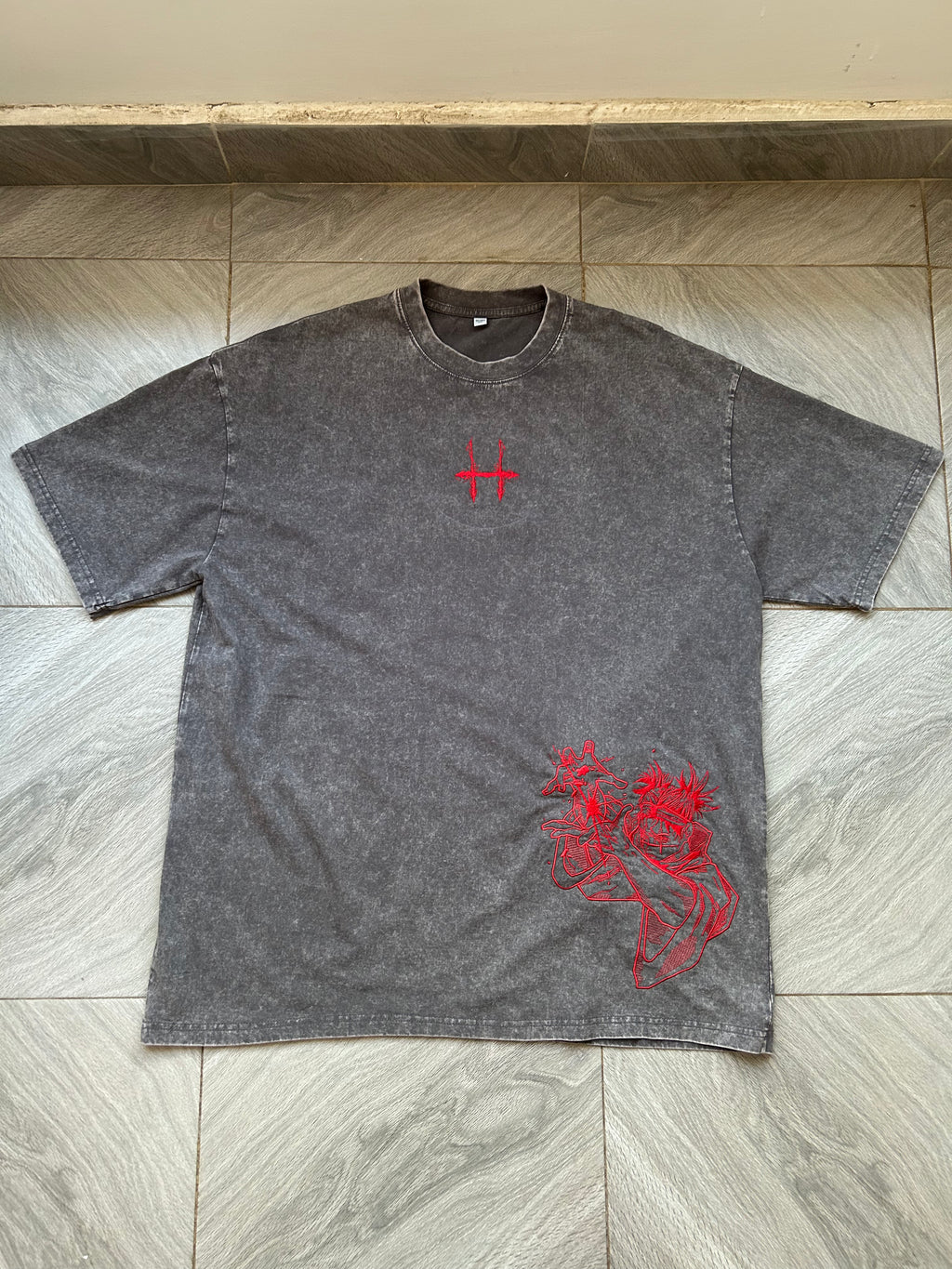 Blood manipulation tee