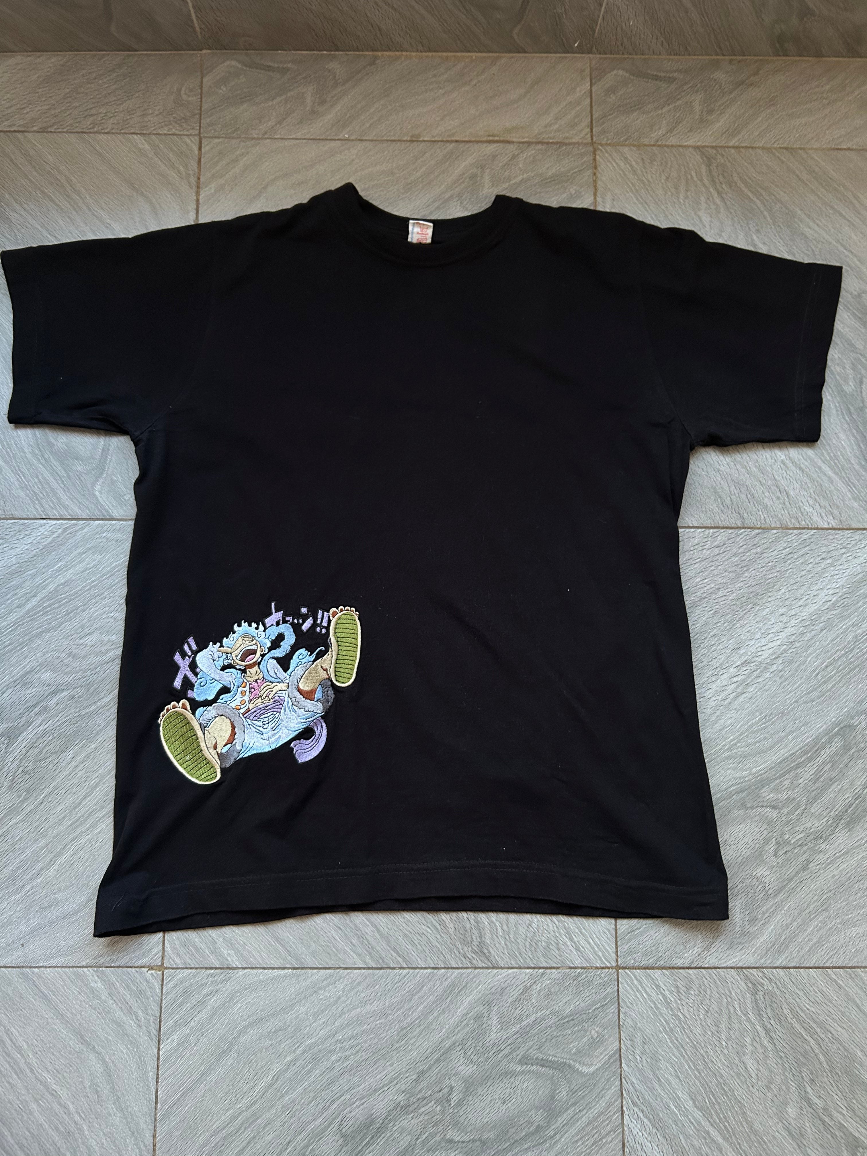 Gear 5 Tee Nika