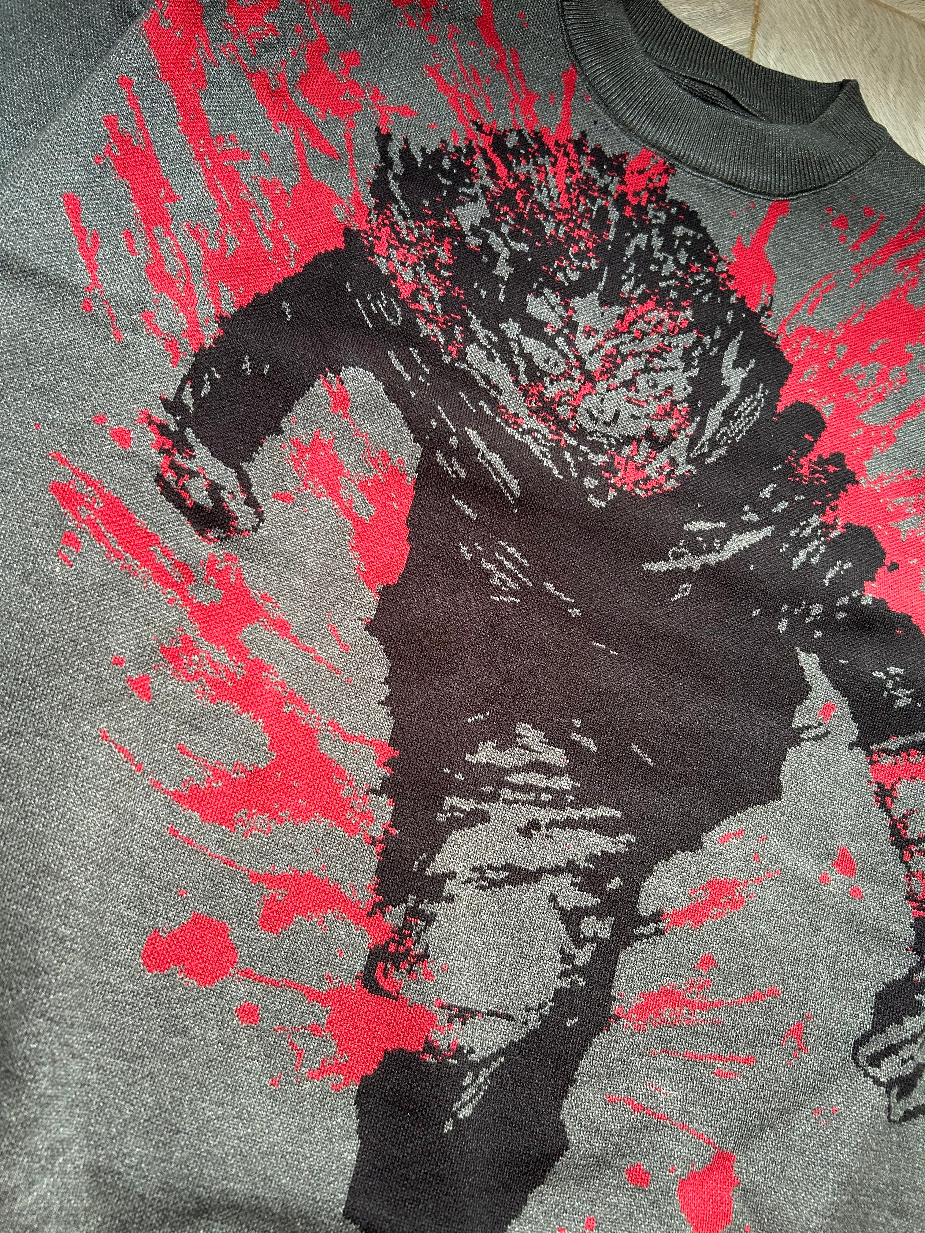 World cutting slash Sweater