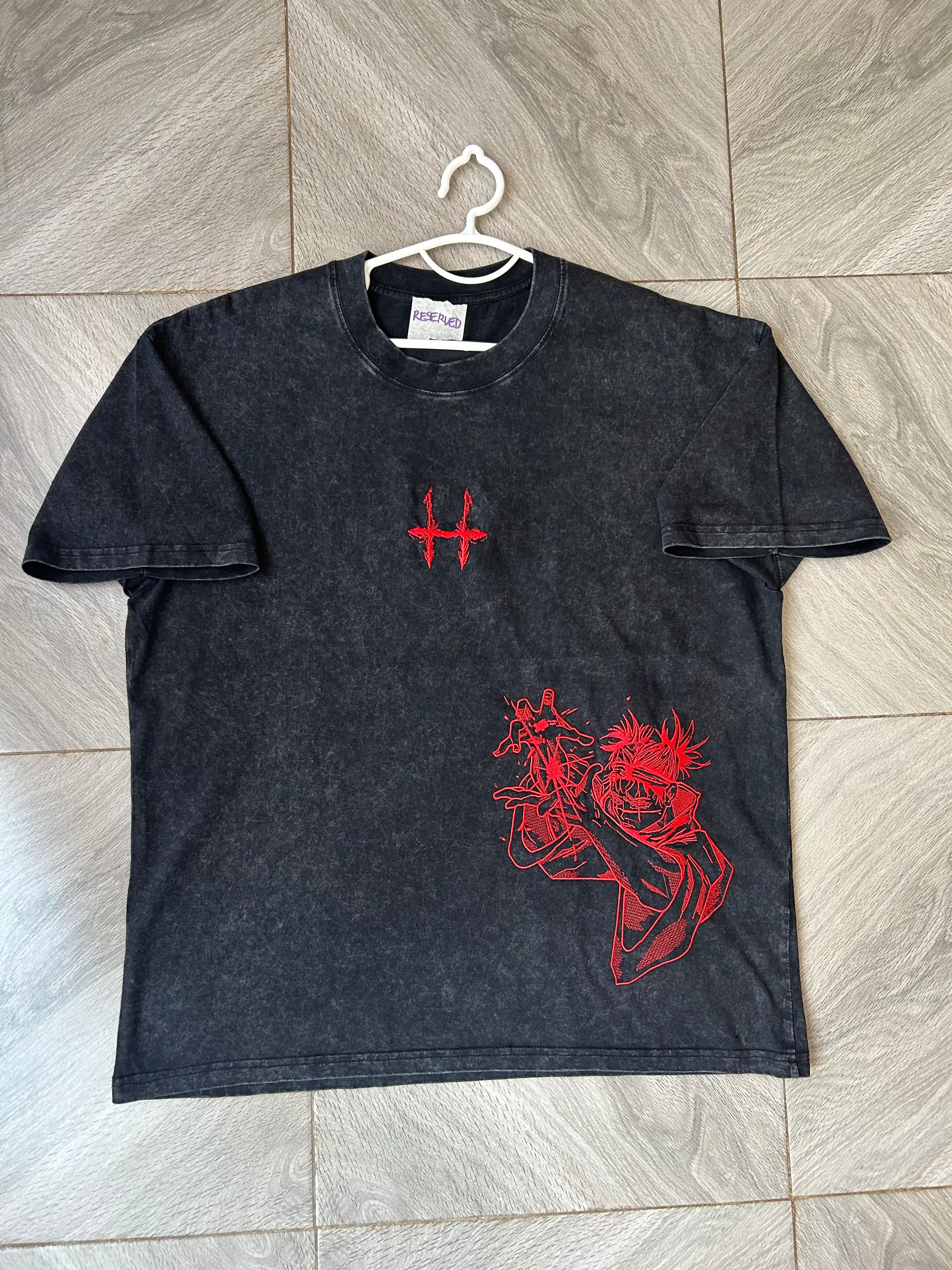 Blood manipulation tee
