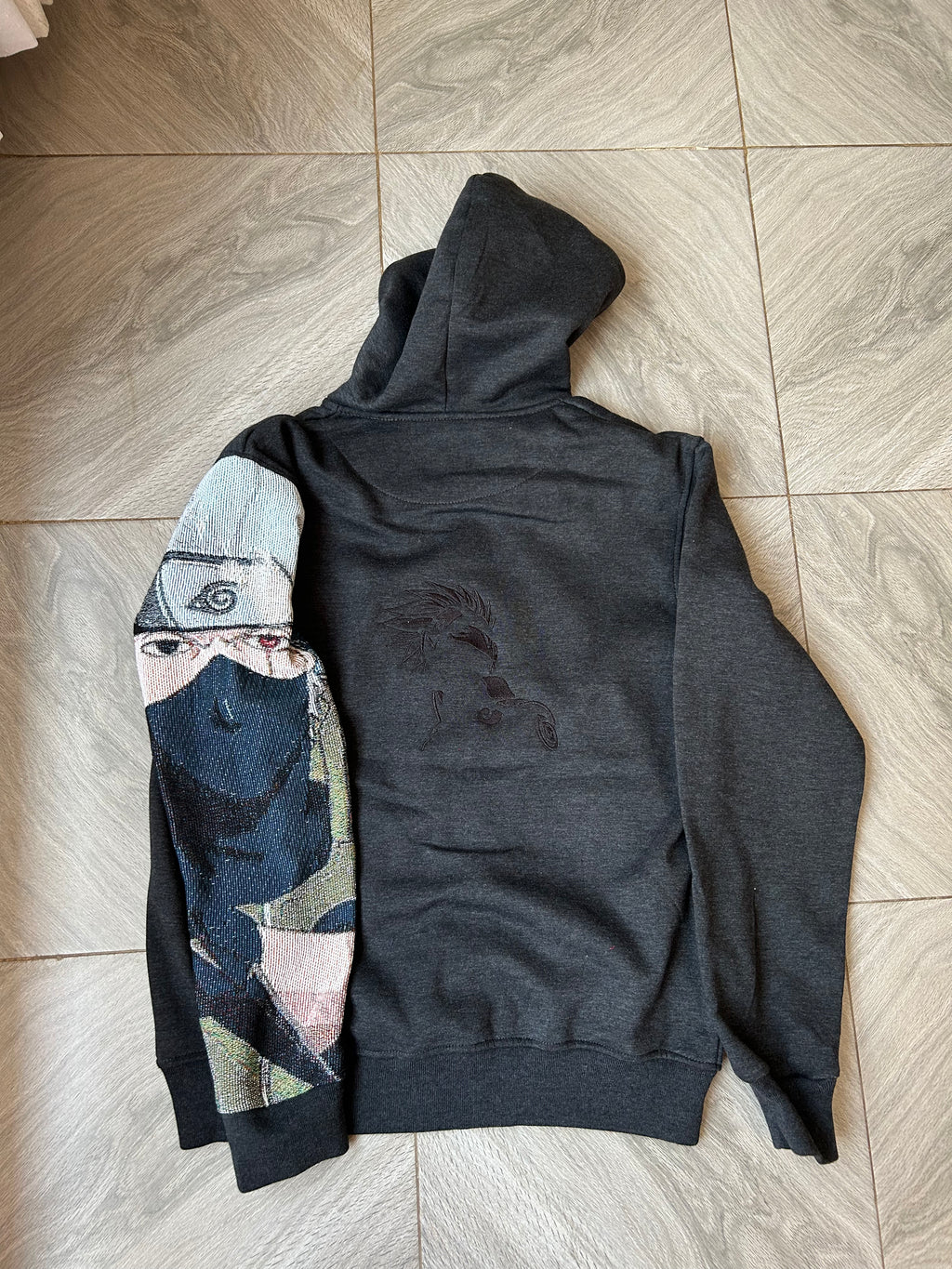 Kakashi Sleeve zipped hoodie